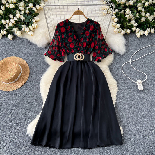 light and mature style V-neck, trumpet sleeves dress