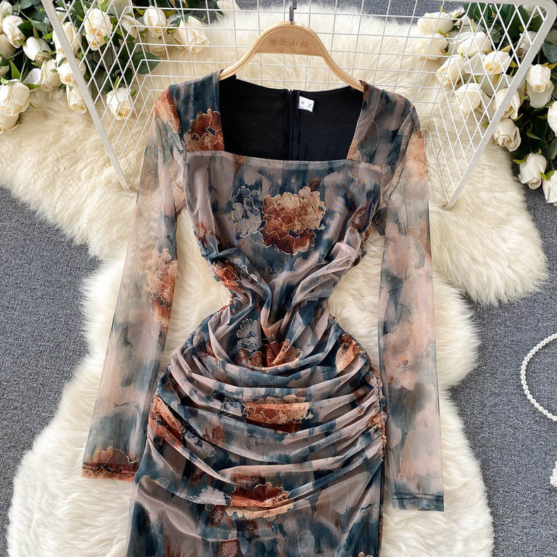 printed square neck long-sleeved dress pleated bodycon m9872