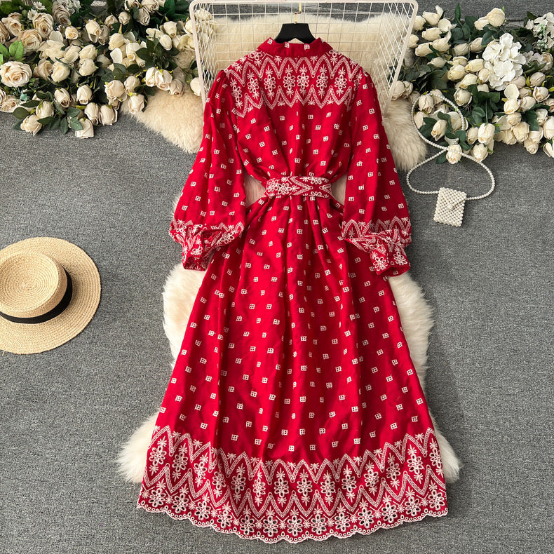 Heavy-hollow embroidered loose-slimming fashionable age-reducing swing dress