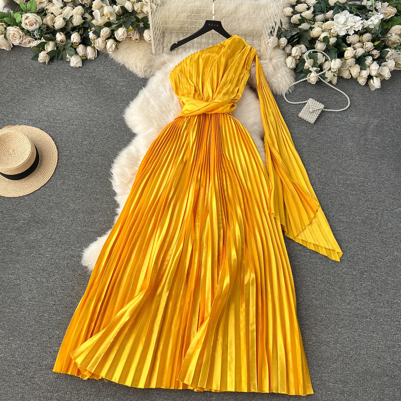 High-end off-shoulder ribbon design high-waist slim drape pleated dress